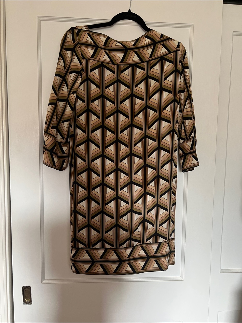 Diane Von Furstenberg silk Geometric Dress in Beige, Tan and Black Size 0 XS